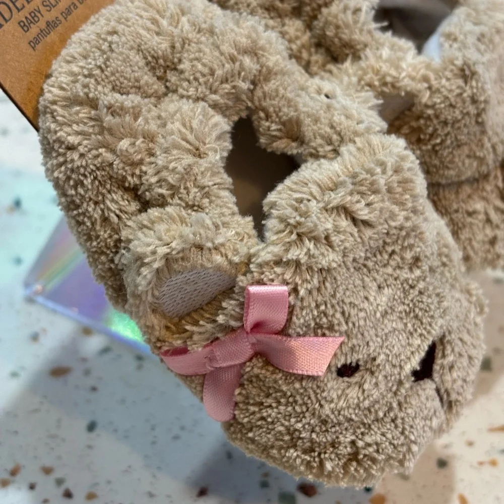 Faded Glory Teddy‎ Bear Baby Slippers with Soft Texture